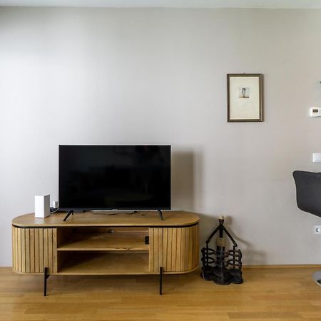 Apartment With Garden Close To Stadthalle, Westbahnhof Bécs Kültér fotó