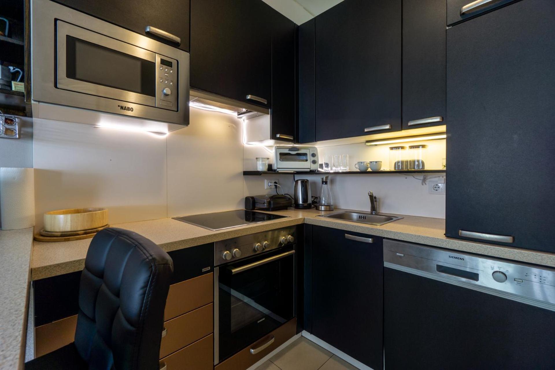 Apartment With Garden Close To Stadthalle, Westbahnhof Bécs Kültér fotó