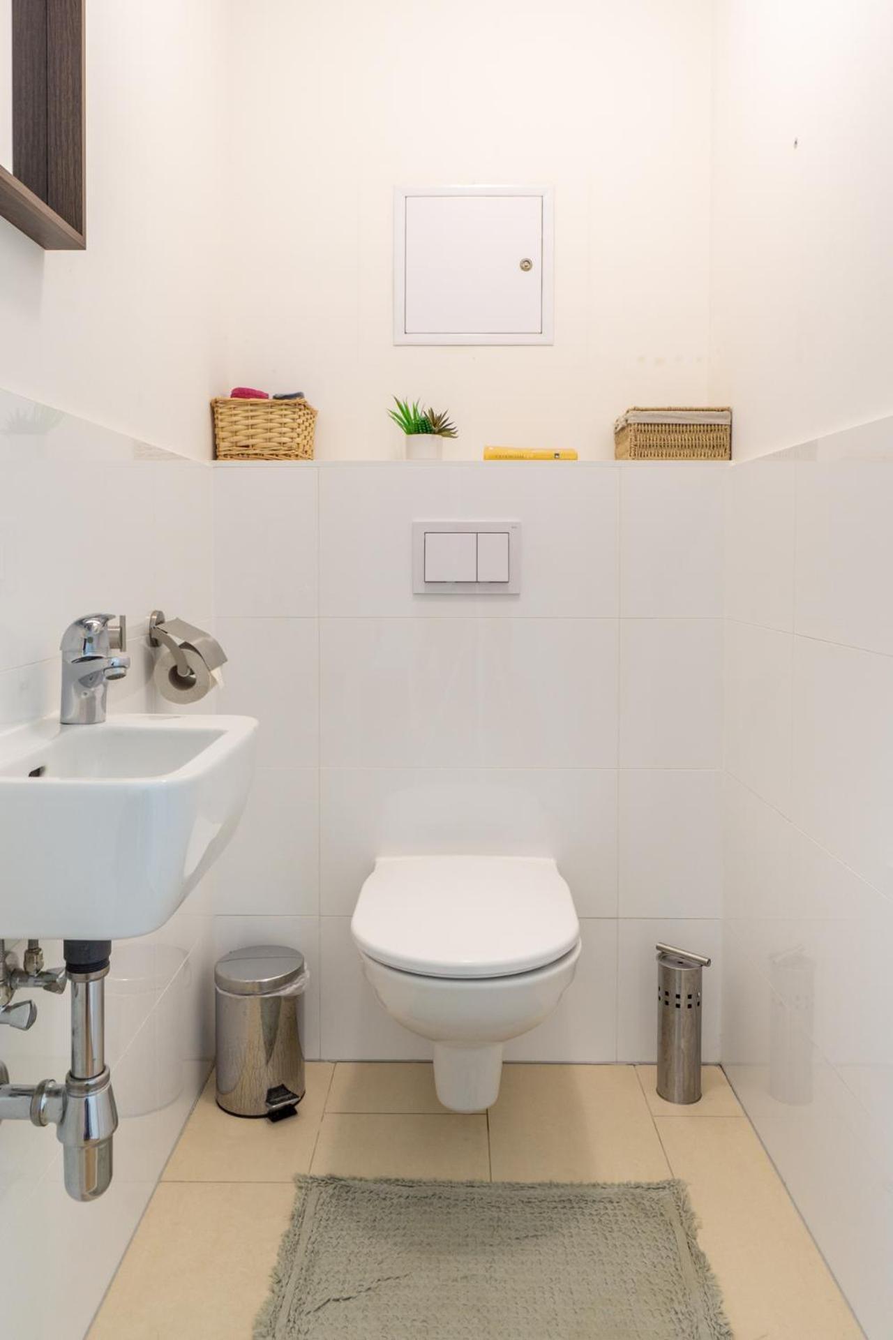 Apartment With Garden Close To Stadthalle, Westbahnhof Bécs Kültér fotó